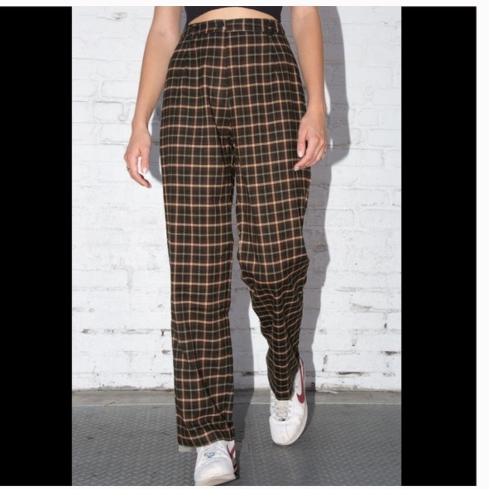 Brandy Melville Brown Plaid High-Rise Straight Pants